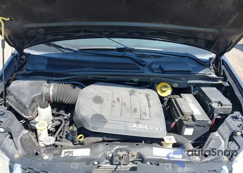 2014 Dodge Grand Caravan Sxt z USA, uszkodzony, nr VIN 2C4RDGCG8ER137617